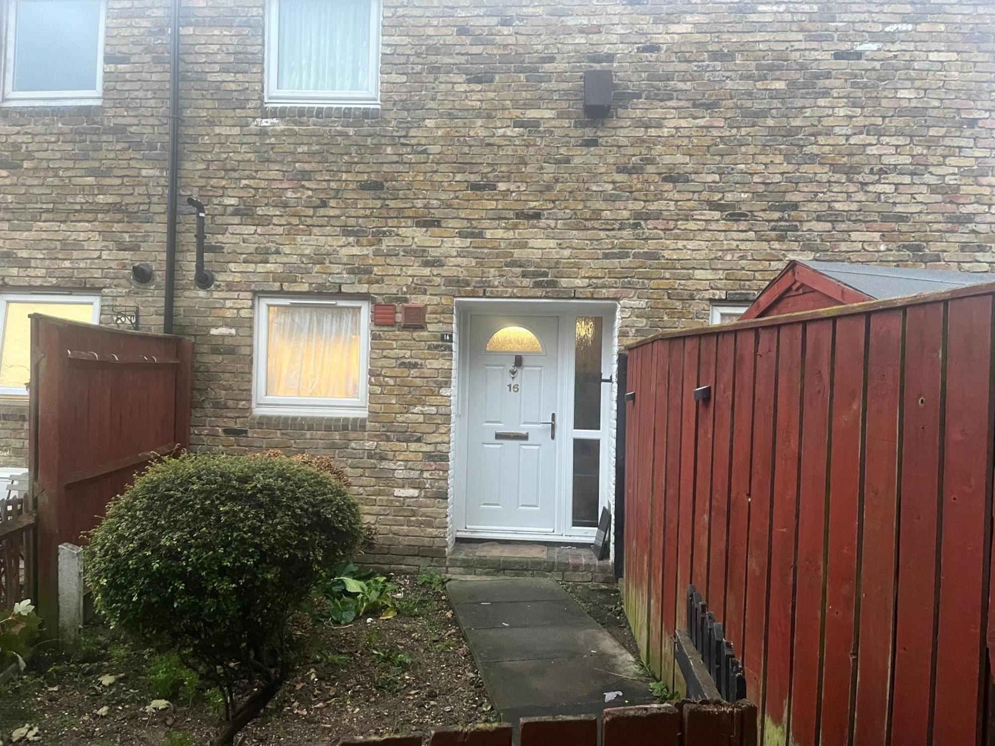 Queenomega'S Home Stay Londra Dış mekan fotoğraf