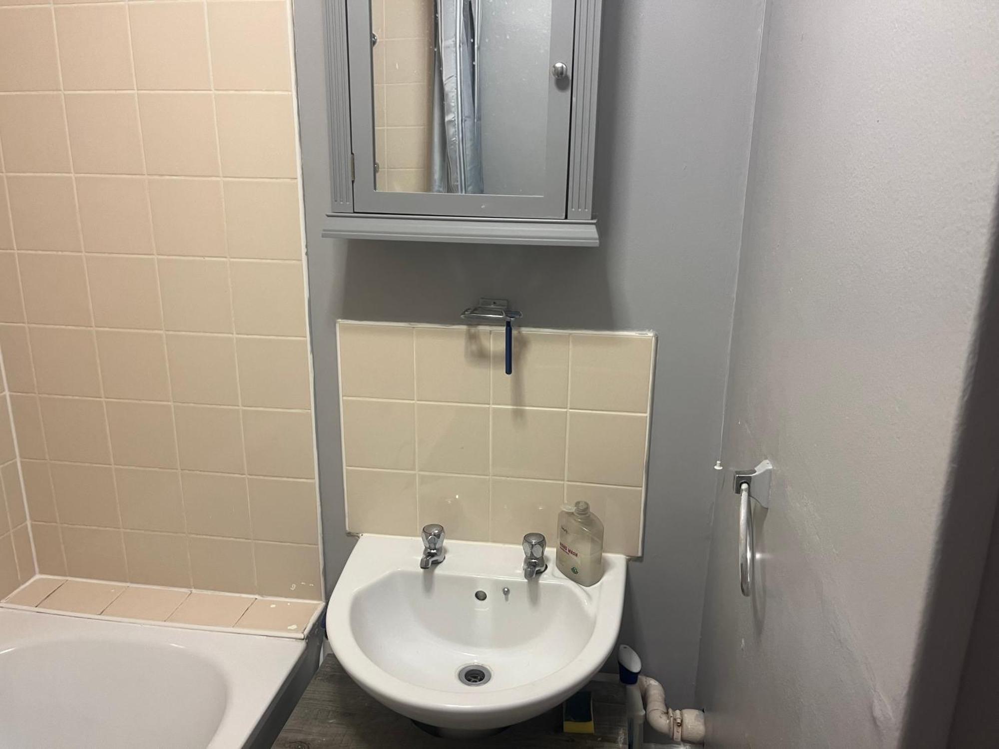 Queenomega'S Home Stay Londra Dış mekan fotoğraf