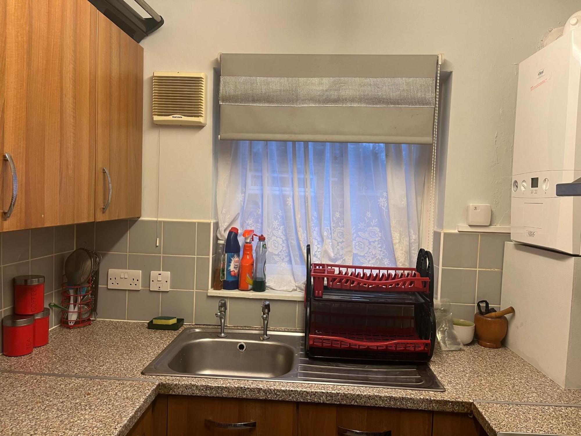 Queenomega'S Home Stay Londra Dış mekan fotoğraf